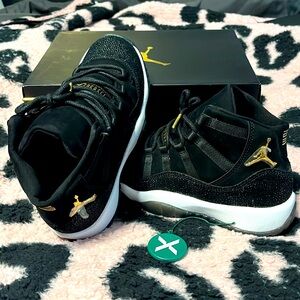 👑 Jordan 11 Retro “Heiress Black Stingray {GS}”
